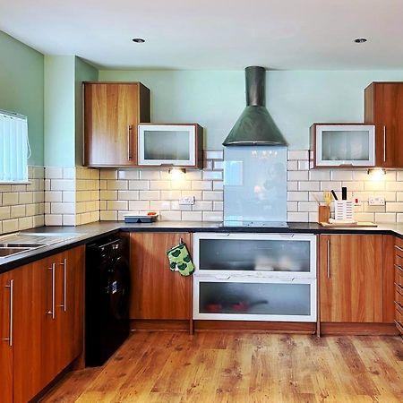 Apartmán Retro Seaside Apt With Patio Swansea Exteriér fotografie